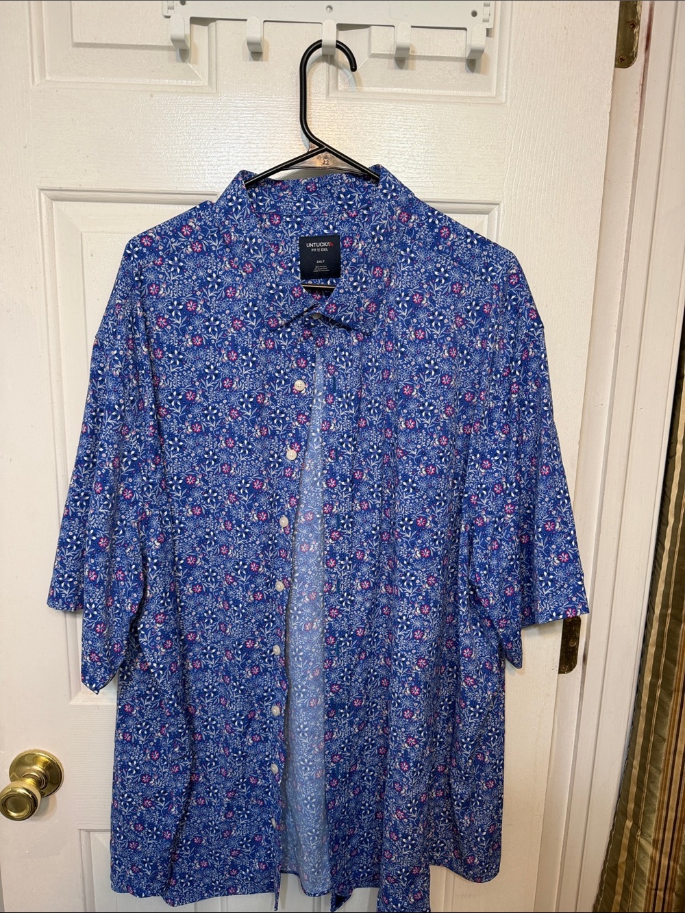 UNTUCKit Blue Floral Button-Down Shirt